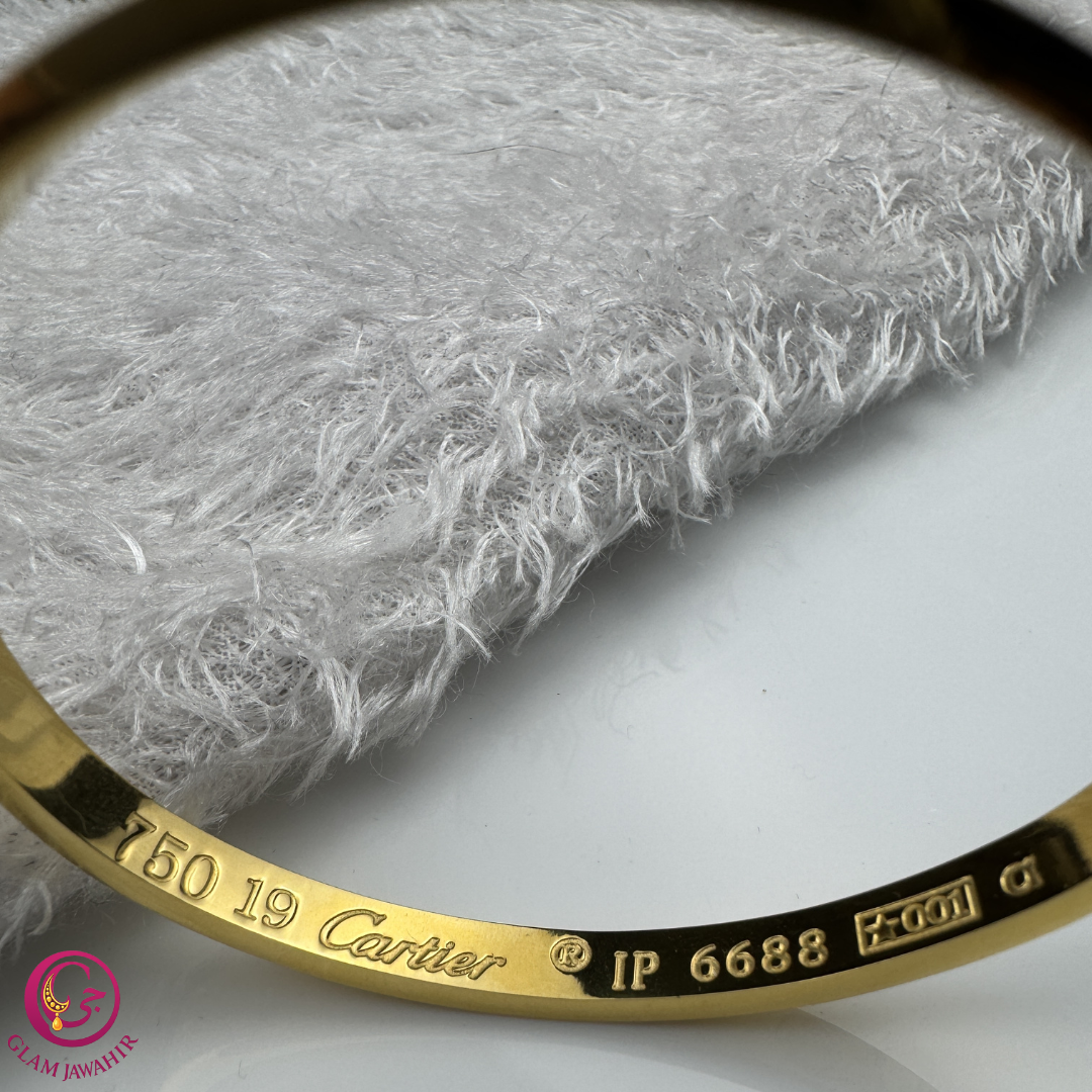 Bracelet Cartier Love doré – GlamJawahir Bracelet Cartier Love en acier inoxydable doré